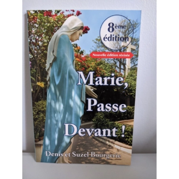 Livre Marie Passe Devant